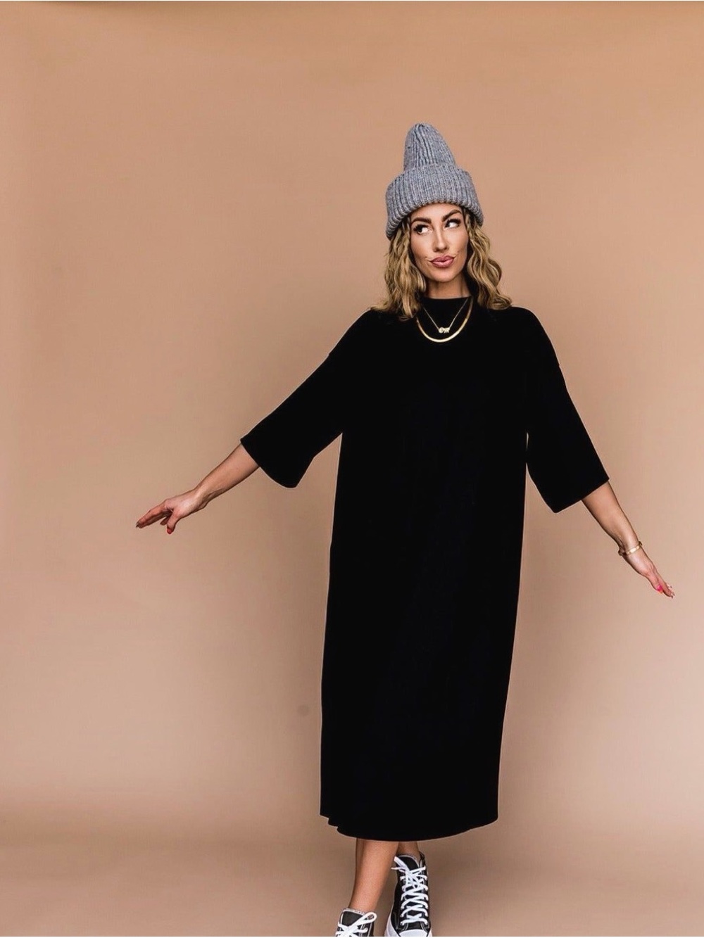 Dressed in Lala Ozzy Ribbed Black Midi Oversized T-Shirt Dress- Size Small